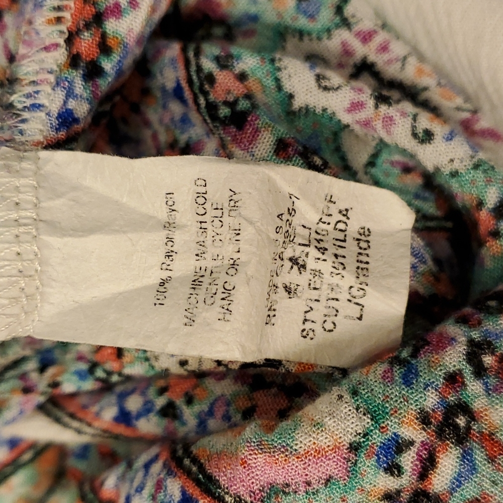 Renee C. Multicolored Keyhole Top Size Large - image 8